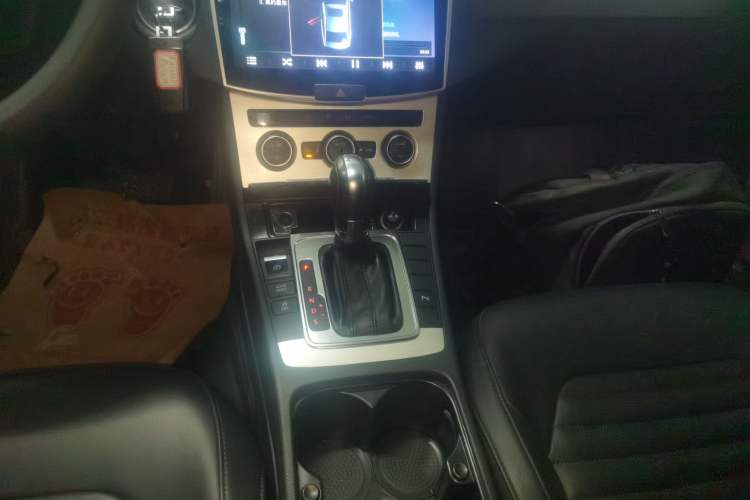 Used Volkswagen Magotan 2016 1.8TSI Smart Enjoyment Leading Model
