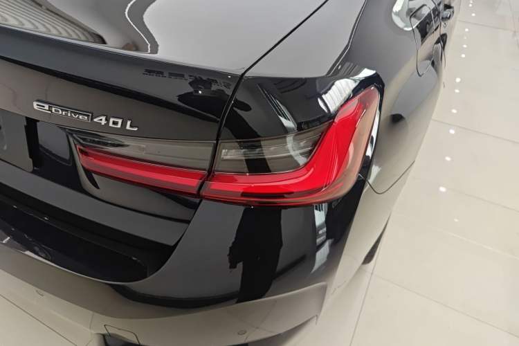 Used BMW i3 2025 eDrive 40 L Midnight Sports Package