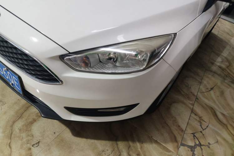 Used Ford Focus 2018 Hatchback Classic 1.6L Automatic Trendy SmartDrive Edition