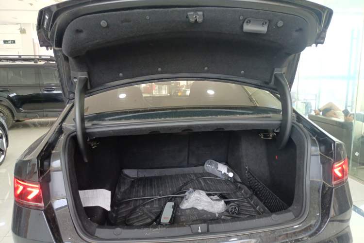 Used BYD Qin PLUS 2021 DM-i 120KM Flagship Model Trunk