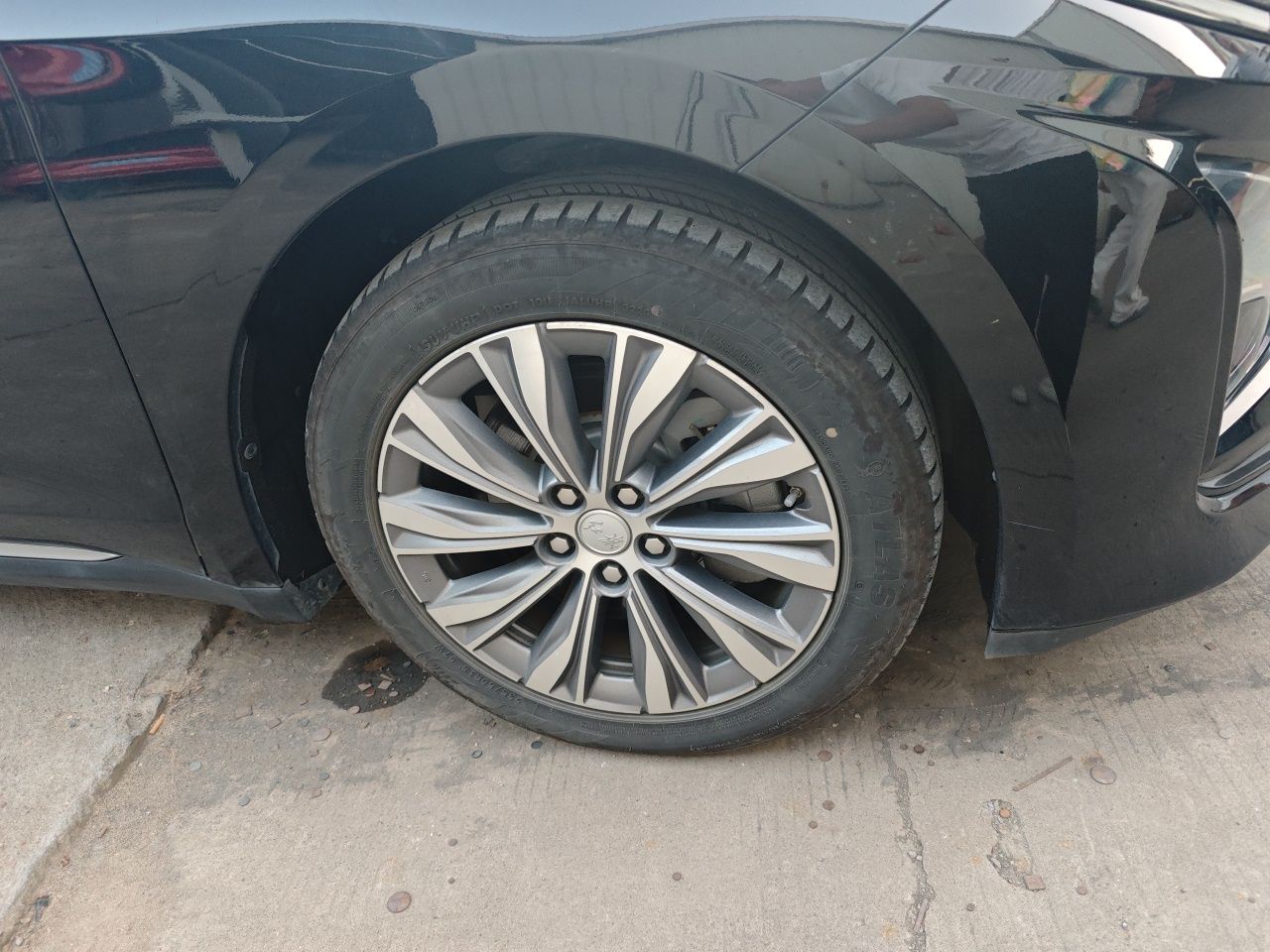 Hongqi E-QM5 2024 450km Range Commuter Version — снимка 8