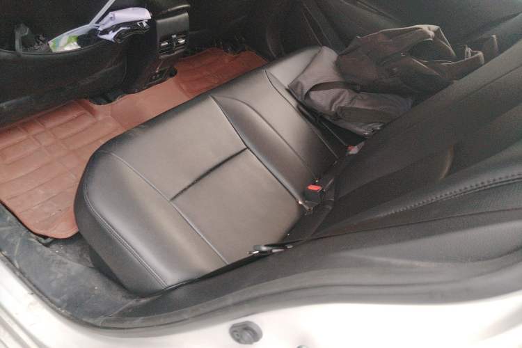 Used Toyota Corolla 2021 Dual-Motor 1.8L E-CVT Elite Edition
