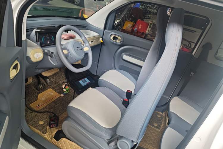 Used Bestune Pony 2025 222km Lightning Horse Left Front Seat