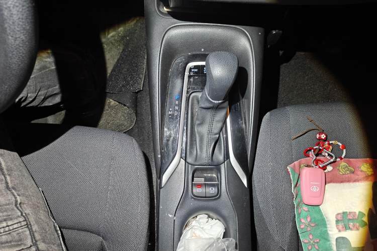 Used Toyota Levin 2021 185T CVT Luxury Edition Gear Lever