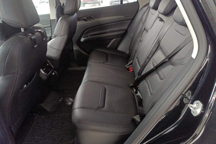 Used Ford Equator Sport 2022 EcoBoost 170 Premier Edition
