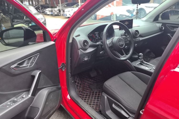 Used Audi Q2L 2018 35 TFSI Launch Exclusive Edition China V
