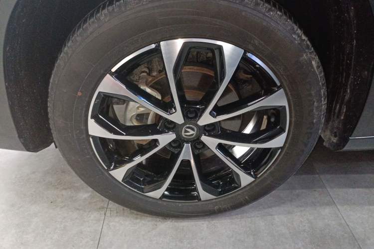 Used Changan UNI-Z New Energy 2024 Blue Whale Smart Electric iDD 125km Beyond Edition