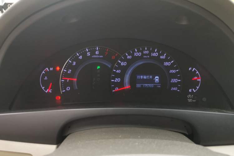 Used Toyota Camry 2011 200G Classic Anniversary Edition
