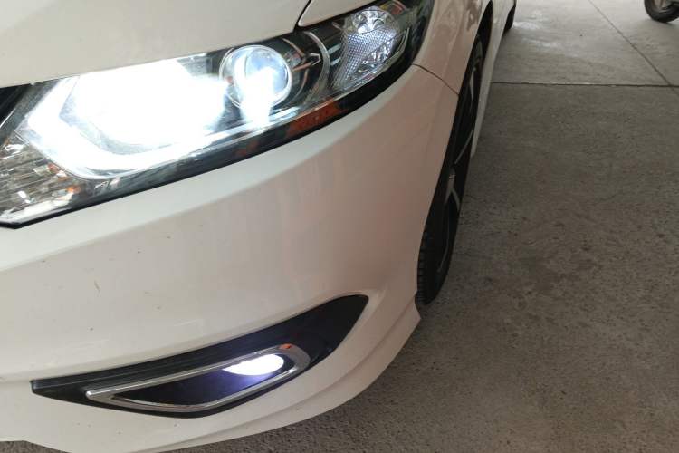 Used Honda Jade 2014 1.8L Automatic Comfort Elite Version 5 Seats