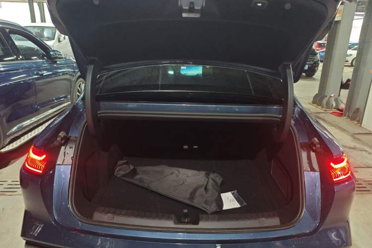 Used Geely Galaxy 8 2025 130km EM-P Starship Edition