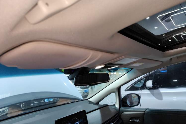 Used Honda Odyssey 2022 2.0L eHEV Sharp Supreme Edition
