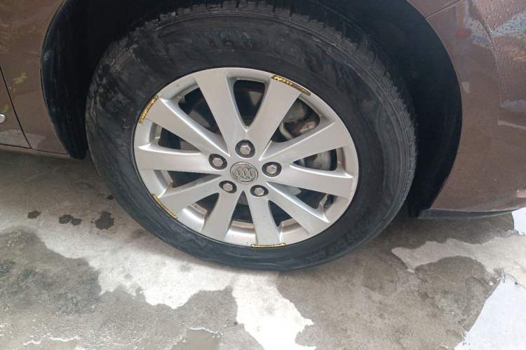 Used Buick GL8 2018 28T Luxury Model China VI Standard
