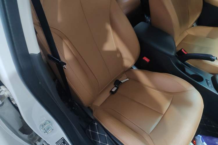 Used Buick GT 2019 18T Automatic Connected Flagship Version China VI Standard
