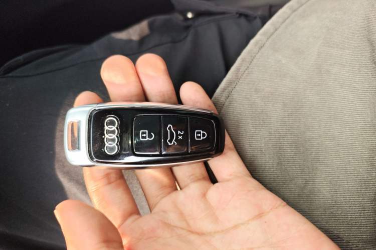 Used Audi Q7 2021 45 TFSI quattro S line Sport model