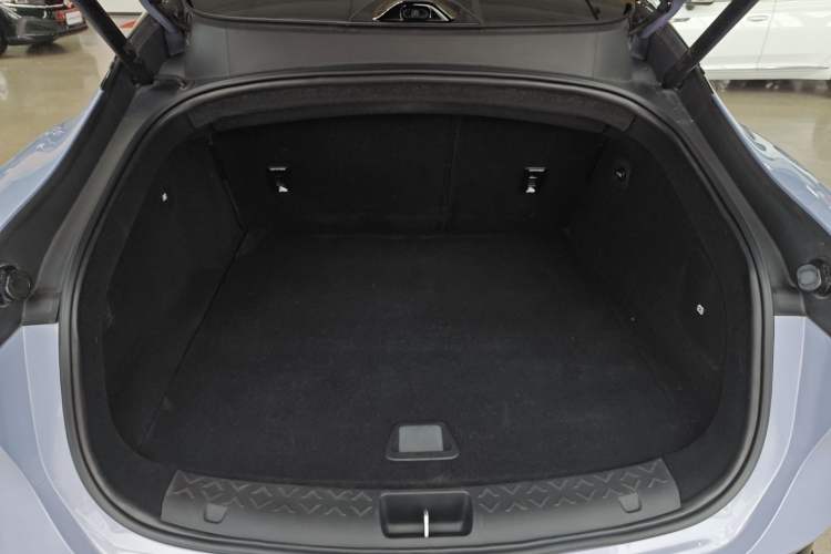 Used Avatr 06 2025 Pro Range-Extended Edition
