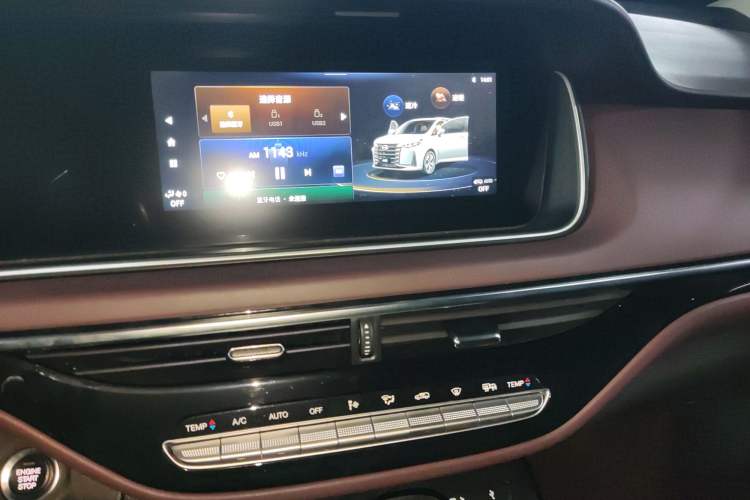 Used GAC Trumpchi M6 2021 PRO 270T DCT Luxury Edition
