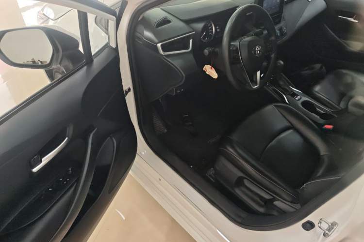 Used Toyota Corolla 2021 1.2T S-CVT Pioneer Edition Driver Seat