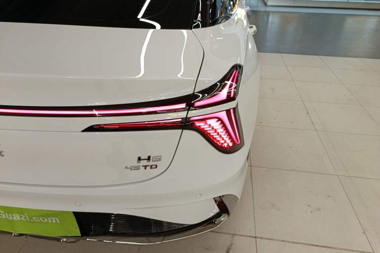 Used Hongqi H6 2023 2.0T ZhiShang Version