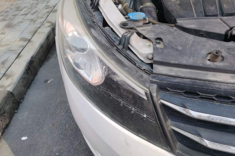 Used Zotye Z500 2015 1.5T CVT Luxury Model
