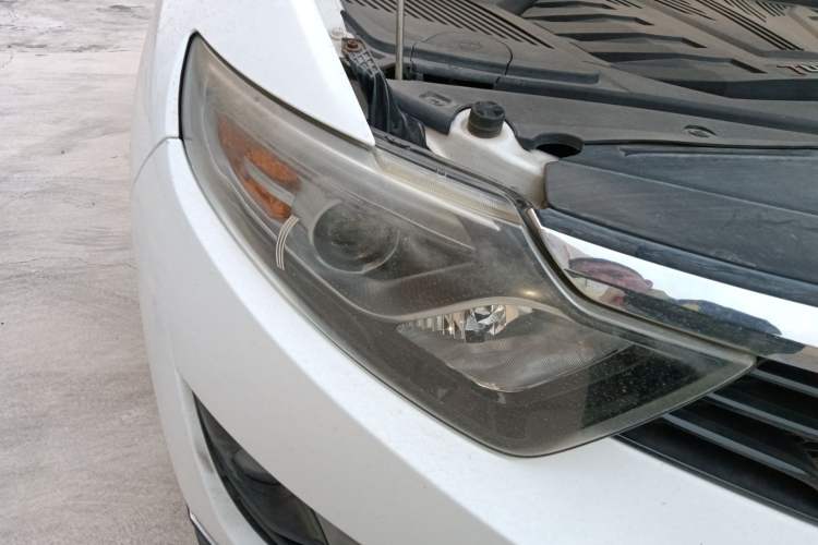 Used Soueast DX7 2015 1.5T Manual Luxury Model
