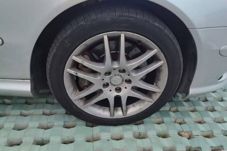 Used Mercedes-Benz CLK-Class 2006 CLK 280 two-door coupe
