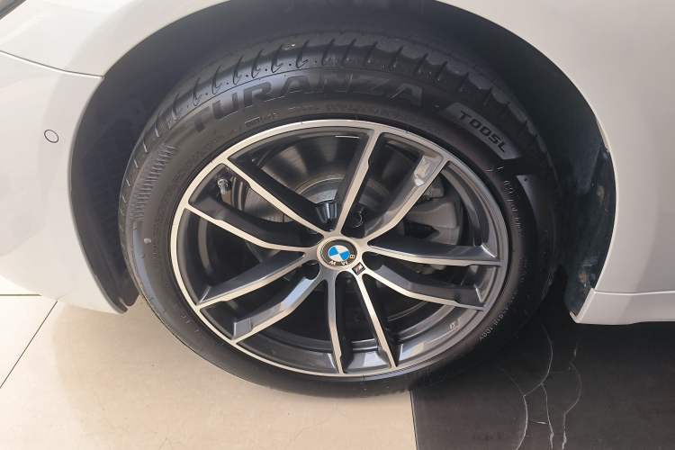 Used BMW 5 Series 2022 Restyled 525Li M Sport Package
