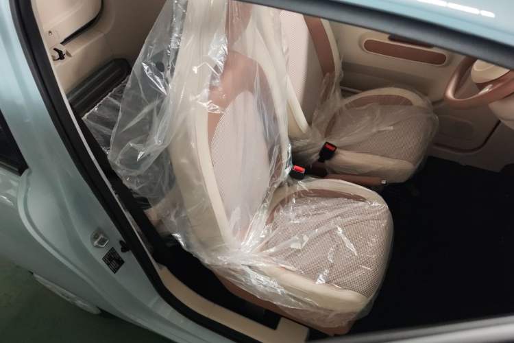 Used Bestune Pony 2026 222km Colorful Horse
