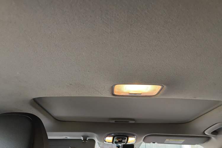 Used Hyundai Elantra 2022 1.5L CVT LUX Prestige Edition Headliner