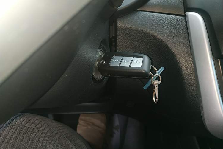 Used Nissan Tiida 2021 1.6L CVT Cool Edition