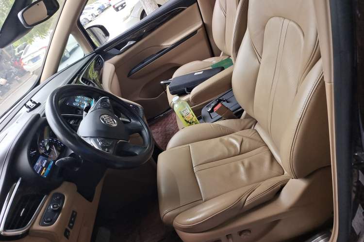 Used Buick GL8 2017 ES 28T Flagship Model China V Standard