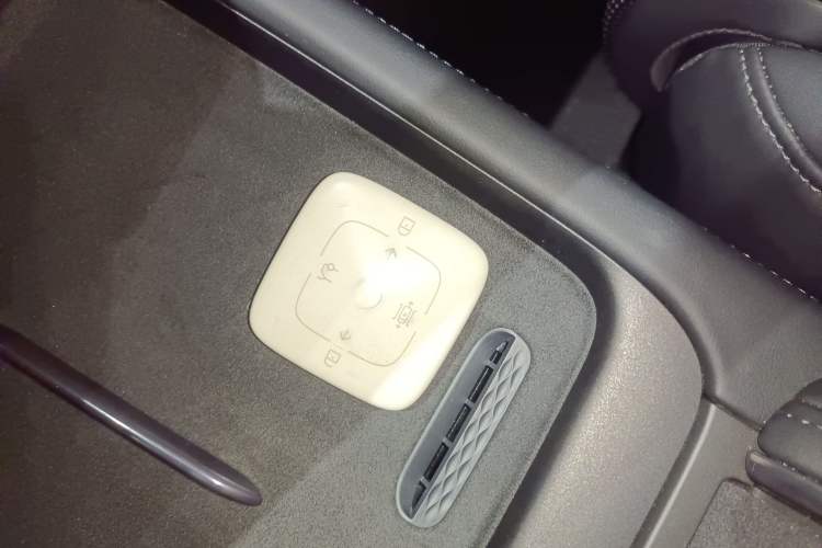 Used Zeekr 007 2024 Four-Wheel Drive Version 75 kWh