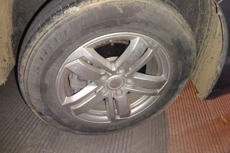 Used Wuling Hongguang PLUS 2019 1.5T Manual Comfort Version 7 Seats