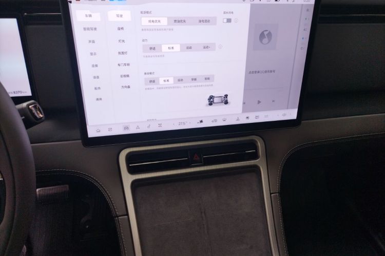 Used Polestones 01 2023 Deluxe 6-Seater Version