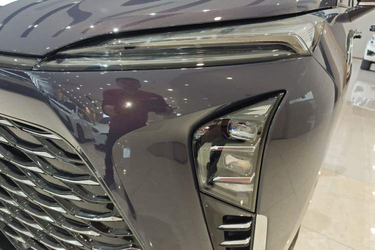 Used Buick GL8 New Energy 2026 Model Lu Zun Luxury Edition Left Front Headlight