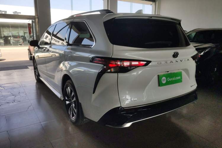 Used Toyota Granvia 2024 2.5L Hybrid Prestige PLUS Four-Wheel Drive Version Exterior 2