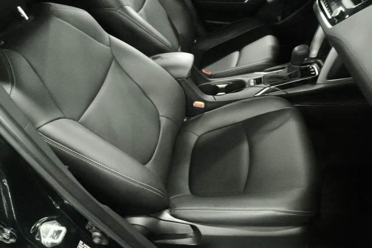 Used Toyota Corolla Cross 2023 2.0L Elite Edition Right Front Seat