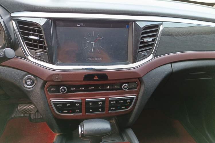 Used GAC Trumpchi GS8 2017 320T Four-Wheel Drive Luxury Smart Connectivity Version (7 Seats)