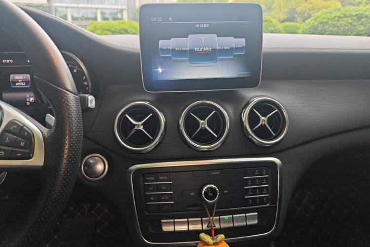 Used Mercedes-Benz GLA 2019 GLA 200 Fashion Model Audio And AC Panel