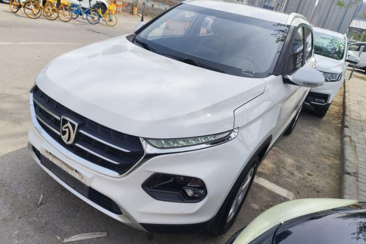Used Baojun 510 2017 1.5L Manual Fashion Model