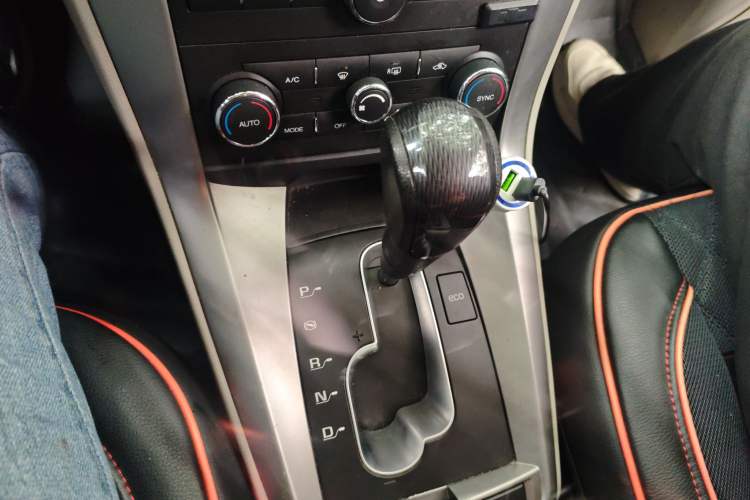 Used Chevrolet Captiva 2014 2.4L 4x4 Luxury Edition 5 Seats