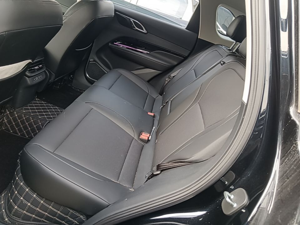 Hongqi HS3 PHEV 2025 Model 117km Jingwei Edition — снимка 20