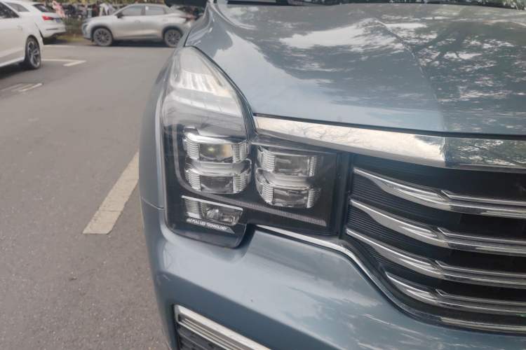 Used GAC Trumpchi GS8 2017 320T Two-Wheel Drive Luxury Smart Connectivity Version (7 Seats)
