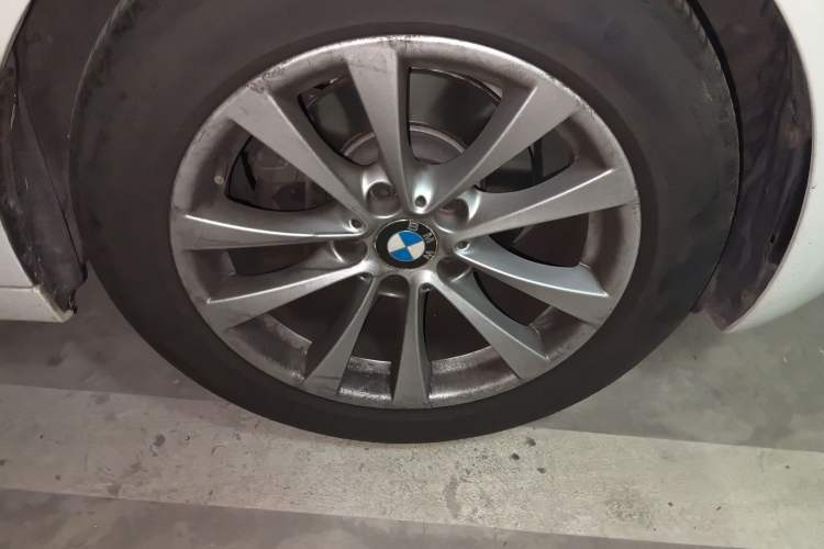 Used BMW 3 Series GT 2014 320i Leading Model
