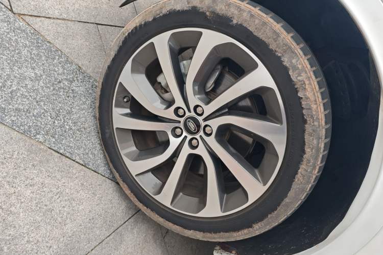 Used Land Rover Discovery Sport 2020 249 PS R-Dynamic Performance Edition
