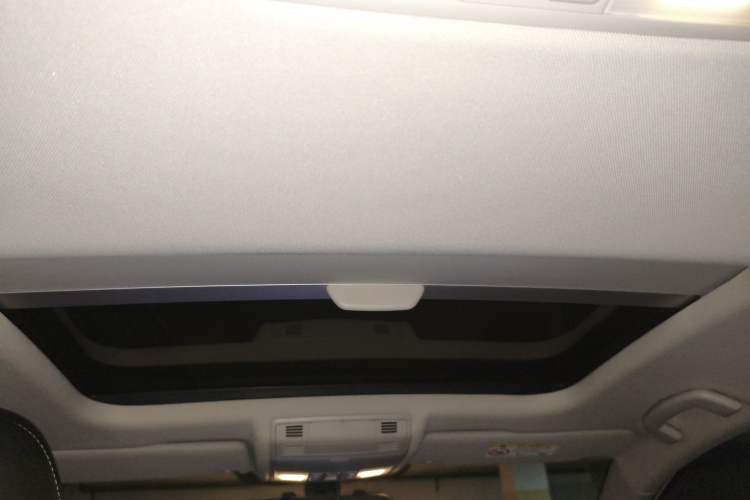 Used Volkswagen Golf 2018 230TSI Automatic Luxury Version
