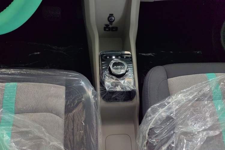Used JMEV Ezi EV3 2025 Plus 330KM Luxury Version