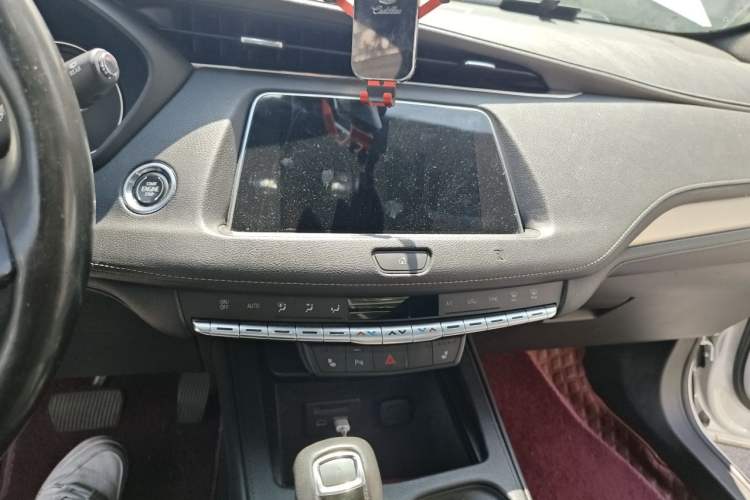 Used Cadillac XT4 2018 28T Two-Wheel Drive Leading Sport Model