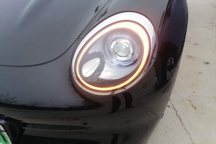 Used ORA Good Cat 2021 400km Standard Range Venus Edition Lithium Iron Phosphate
