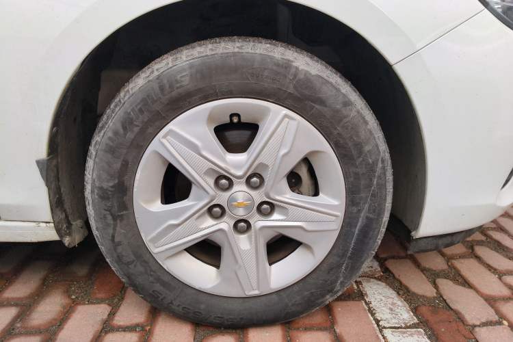 Used Chevrolet Cavalier 2019 320 Automatic Enjoyment with Sunroof