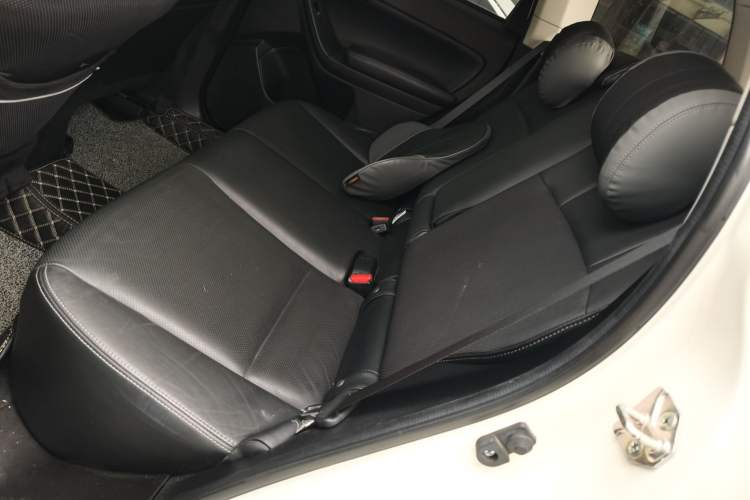 Used Subaru Forester 2015 2.0i Special Edition Commemorative Model
